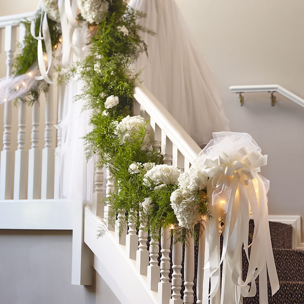 Champagne Dreams Garland – DW FLORALS & GIFTS OF SANTA FE, Santa Fe TX