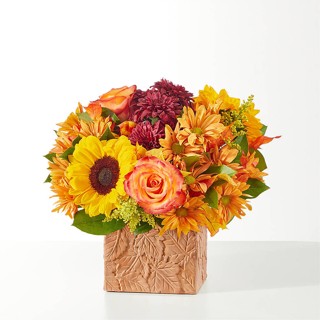 The Outdoors Bouquet – DW FLORALS & GIFTS OF SANTA FE, Santa Fe TX
