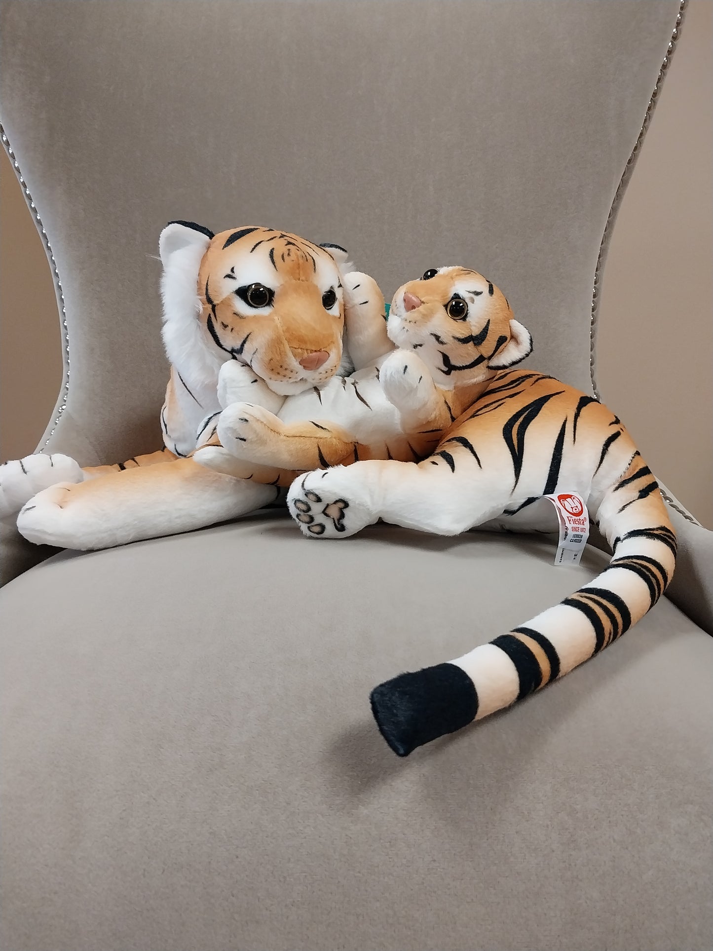 Tiger Mom & Cub - Bengal